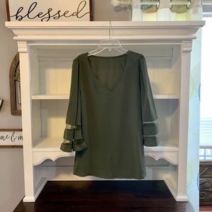 Bell sleeve blouse